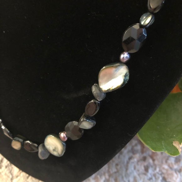 Black Blue Faux Jasper Shellac Stone Necklace - Picture 3 of 4